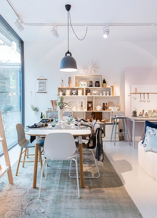Room to Dream, Lenbachplatz 7, München